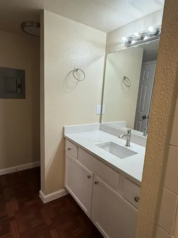 $700 | 6050 Melody Lane, Unit 278, Dallas, TX 75231
