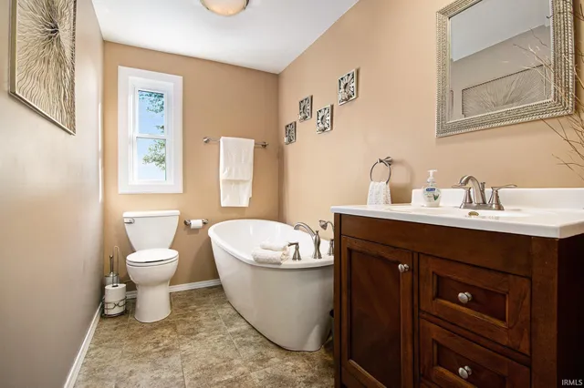 $459,999 | 3658 West 200 North, Peru, IN 46970