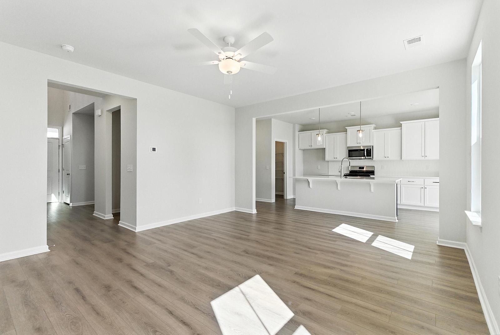 7026 New Horizons Lane Boiling Springs, SC 29316 - Photo 6 of 34