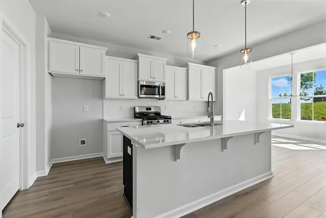 $294,000 | 7026 New Horizons Lane, Boiling Springs, SC 29316