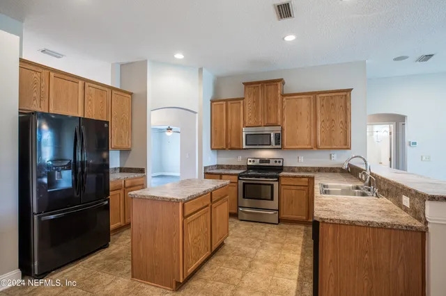 $2,200 | 6567 Chester Park Drive, Jacksonville, FL 32222