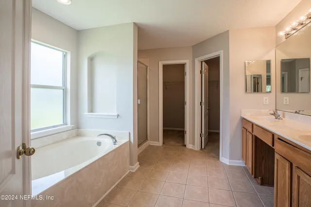 $2,200 | 6567 Chester Park Drive, Jacksonville, FL 32222