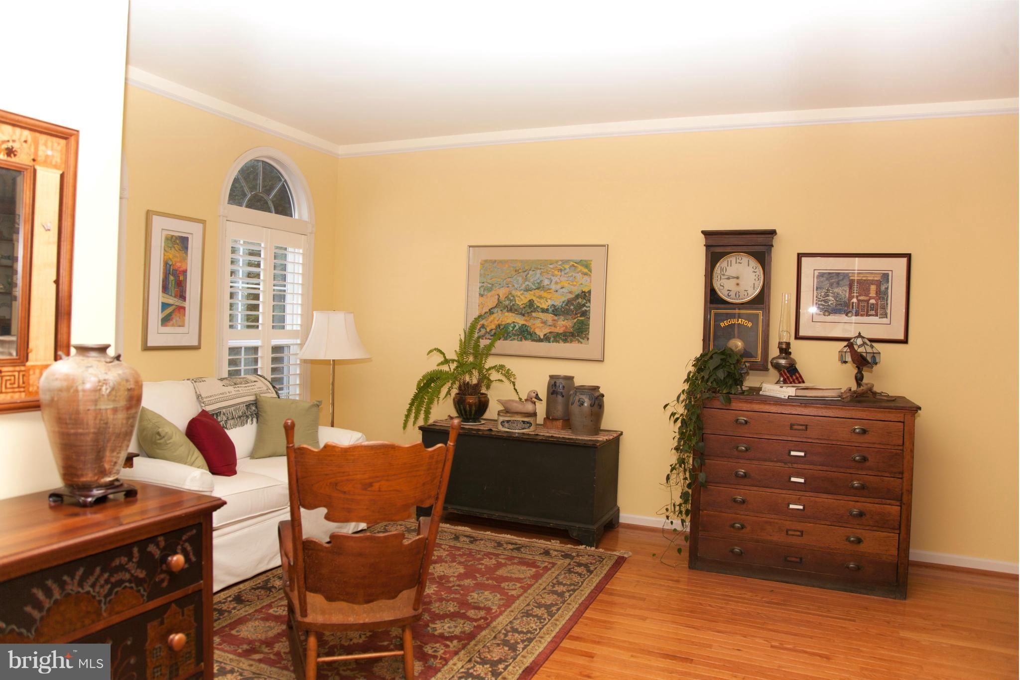 2623 Monocacy Ford Road Frederick, MD 21701 - Photo 13 of 29 Living Room