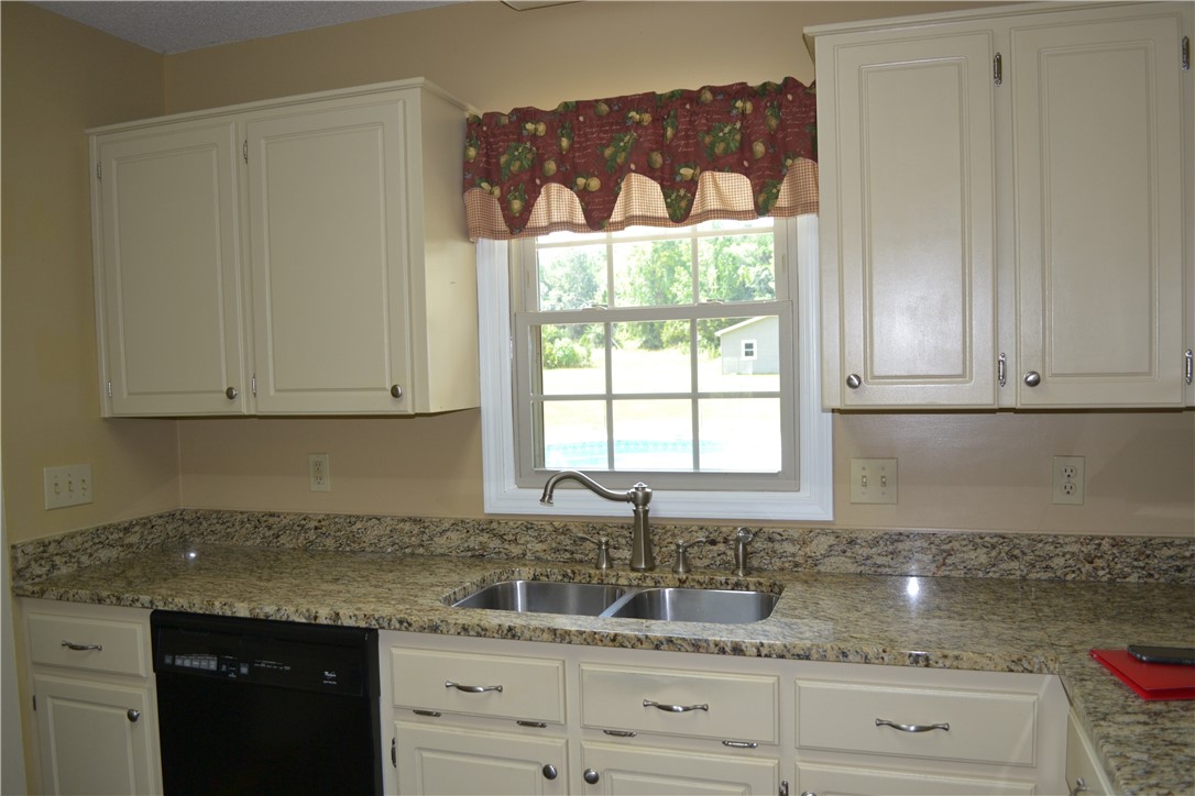 91 Westwood Road Abbeville, SC 29620 - Photo 10 of 35 Gallery Image 10