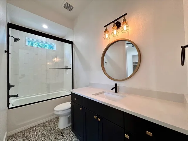 $3,550 | 4010 Clawson Road, Unit 11, Austin, TX 78704