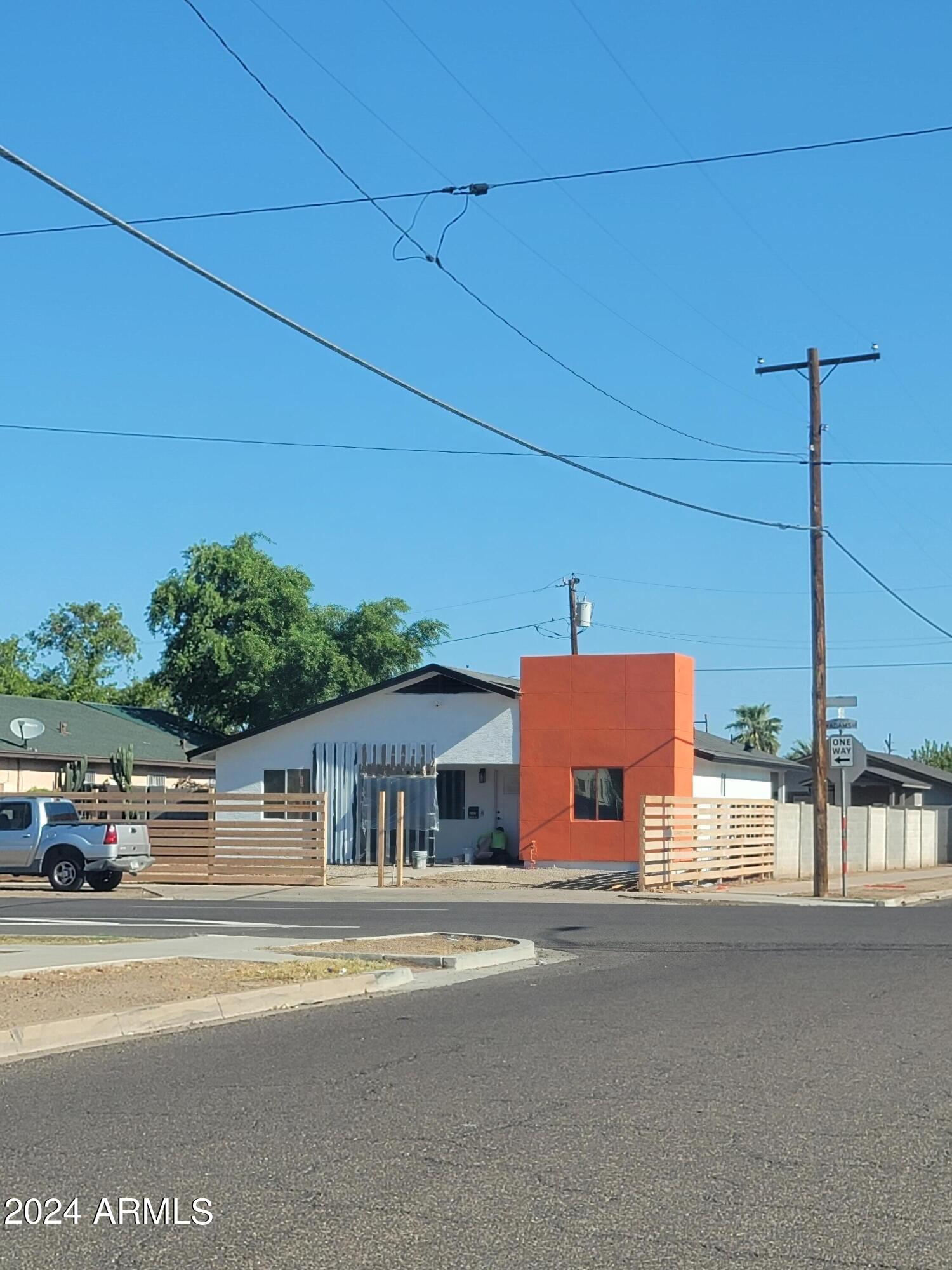 2002 West Adams Street Phoenix, AZ 85009 - Photo 4 of 61 20240825_084111