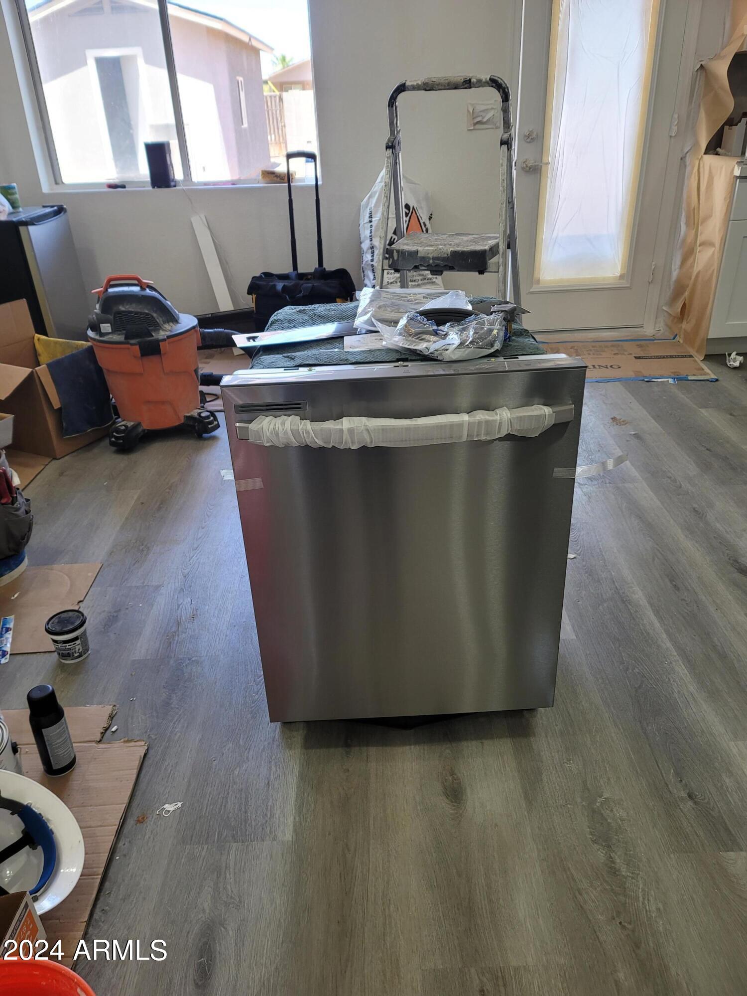 2002 West Adams Street Phoenix, AZ 85009 - Photo 8 of 61 20240823_121512