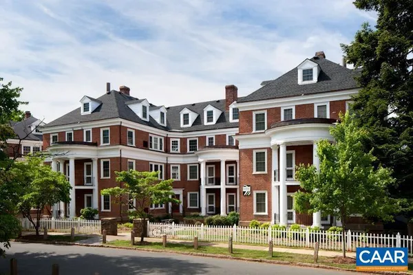 $1,825 | 10 University Circle, Unit 6, Charlottesville, VA 22903