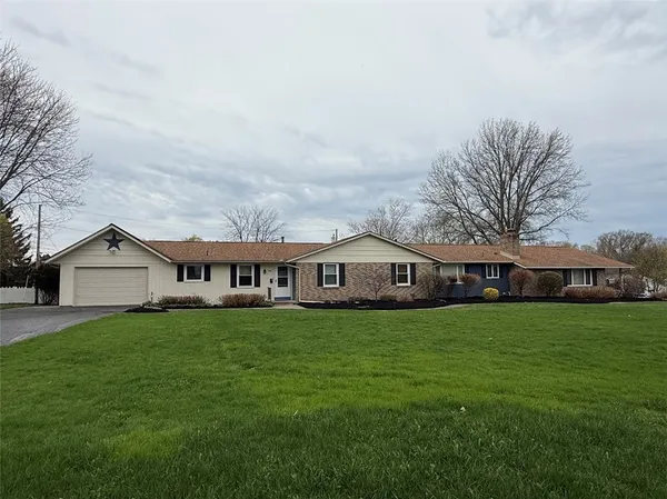 $479,900 | 1063-1065 Bay Road, Webster, NY 14580