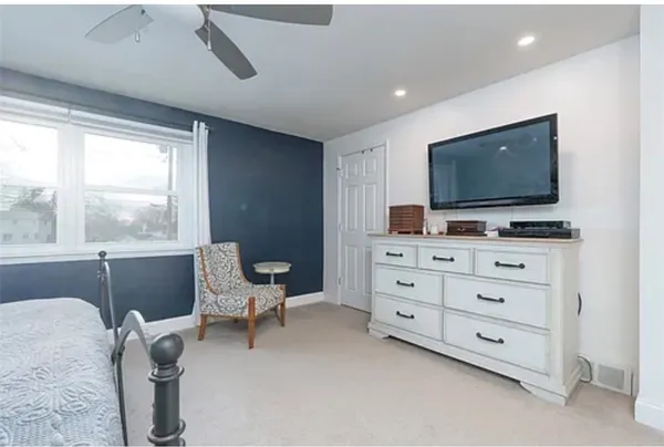 $479,900 | 1063-1065 Bay Road, Webster, NY 14580