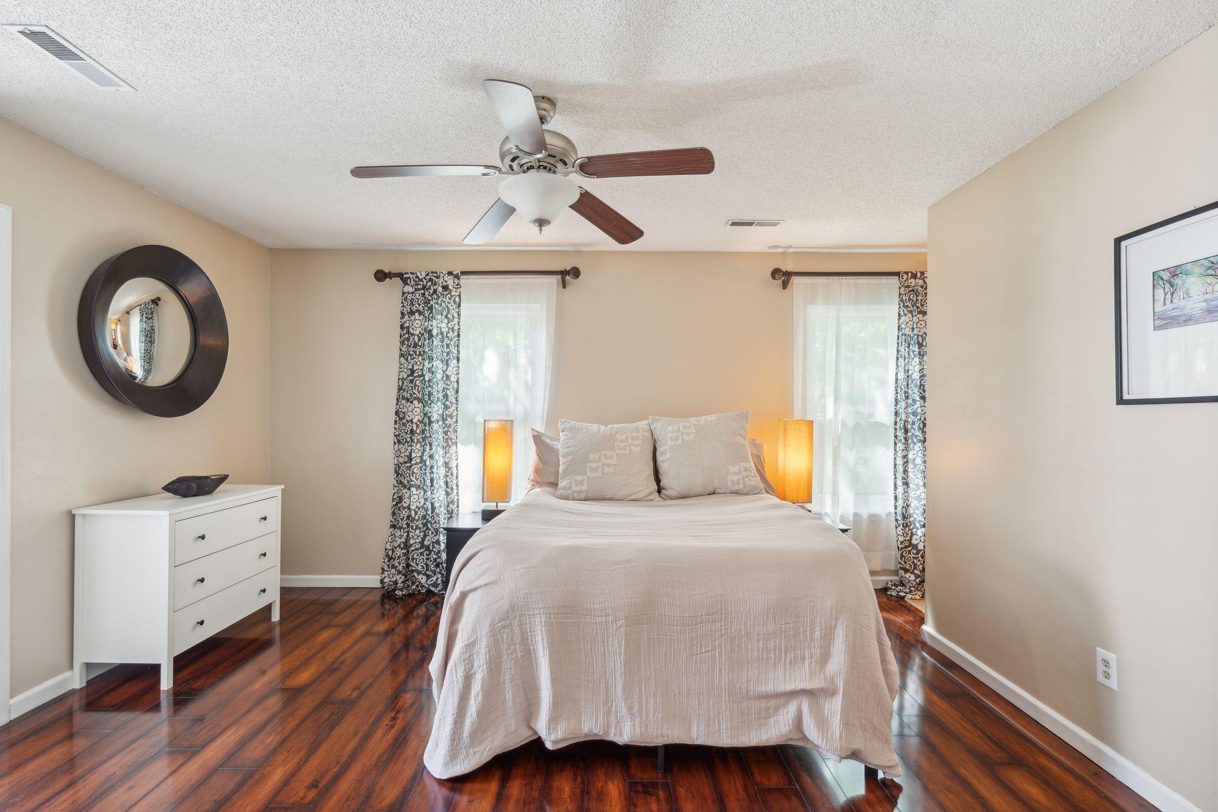 523 Castle Hall Road Mount Pleasant, SC 29464 - Photo 20 of 41 523CastleHallRd-KeenEyeMarketing-031
