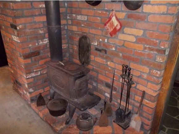 691 Woodbury Road Springfield, VT 05156 - Photo 5 of 20