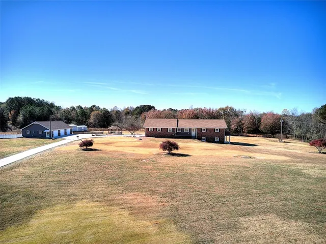 $815,000 | 130 Raleighs Lane, West Union, SC 29696