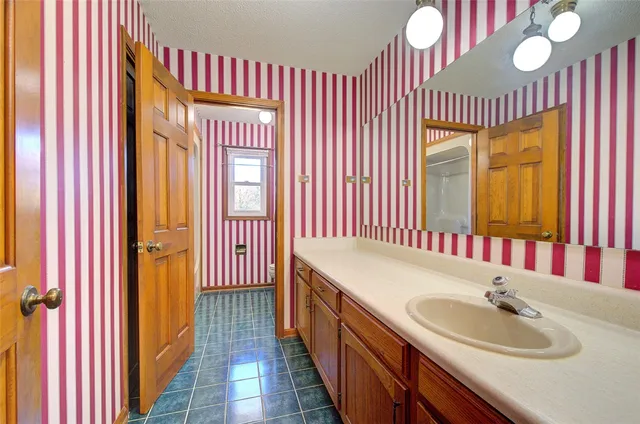 $815,000 | 130 Raleighs Lane, West Union, SC 29696