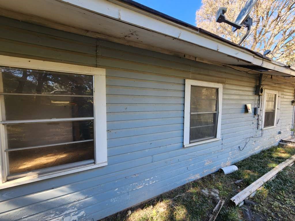 296 Live Oak Loop Whitney, TX 76692 - Photo 2 of 11 a view of front door of house