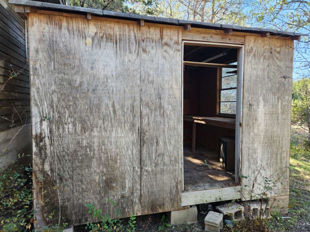 296 Live Oak Loop Whitney, TX 76692 - Photo 10 of 11