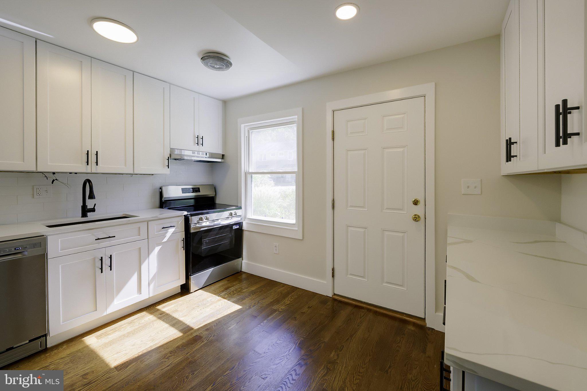 62 D Ridge Road Greenbelt, MD 20770 - Photo 9 of 36 Gallery Image 9