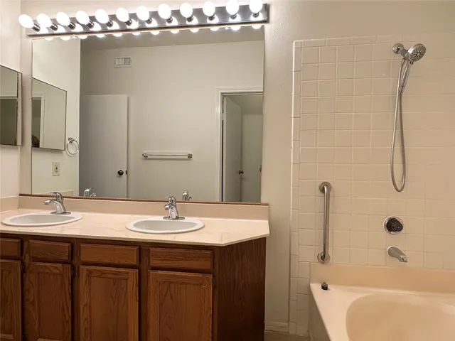 $149,000 | 18809 Egret Bay Boulevard, Unit 304, Webster, TX 77058