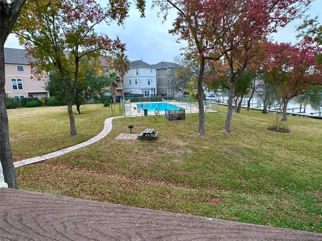 $149,000 | 18809 Egret Bay Boulevard, Unit 304, Webster, TX 77058