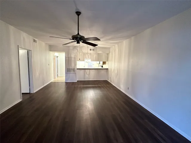 $149,000 | 18809 Egret Bay Boulevard, Unit 304, Webster, TX 77058