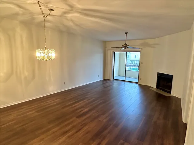 $149,000 | 18809 Egret Bay Boulevard, Unit 304, Webster, TX 77058