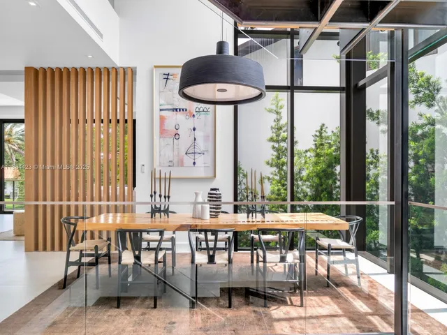 $8,999,000 | 1755 Fairhaven Place, Miami, FL 33133