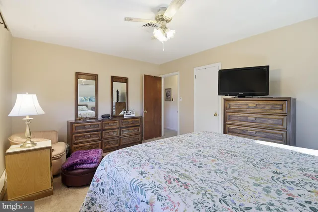 $399,900 | 25 Windflower Drive, Newark, DE 19711