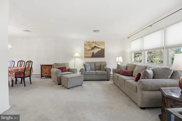 $399,900 | 25 Windflower Drive, Newark, DE 19711