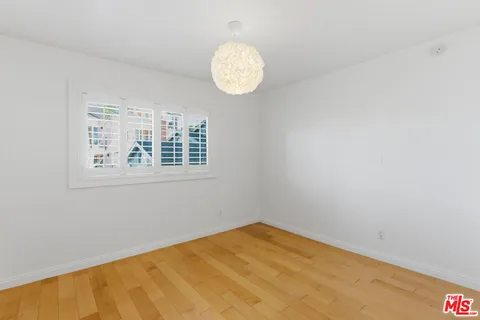 $730,000 | 2444 4th Street, Unit 4, Santa Monica, CA 90405