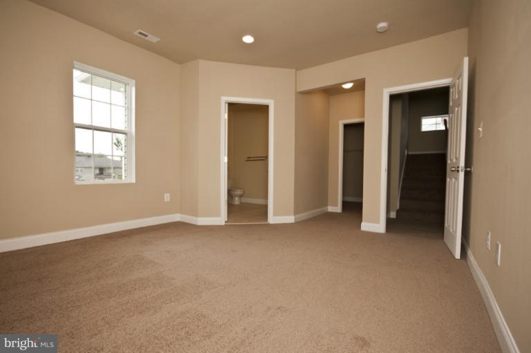 4003 Dorchester Road Baltimore, MD 21207 - Photo 8 of 30 Bedroom (Master)