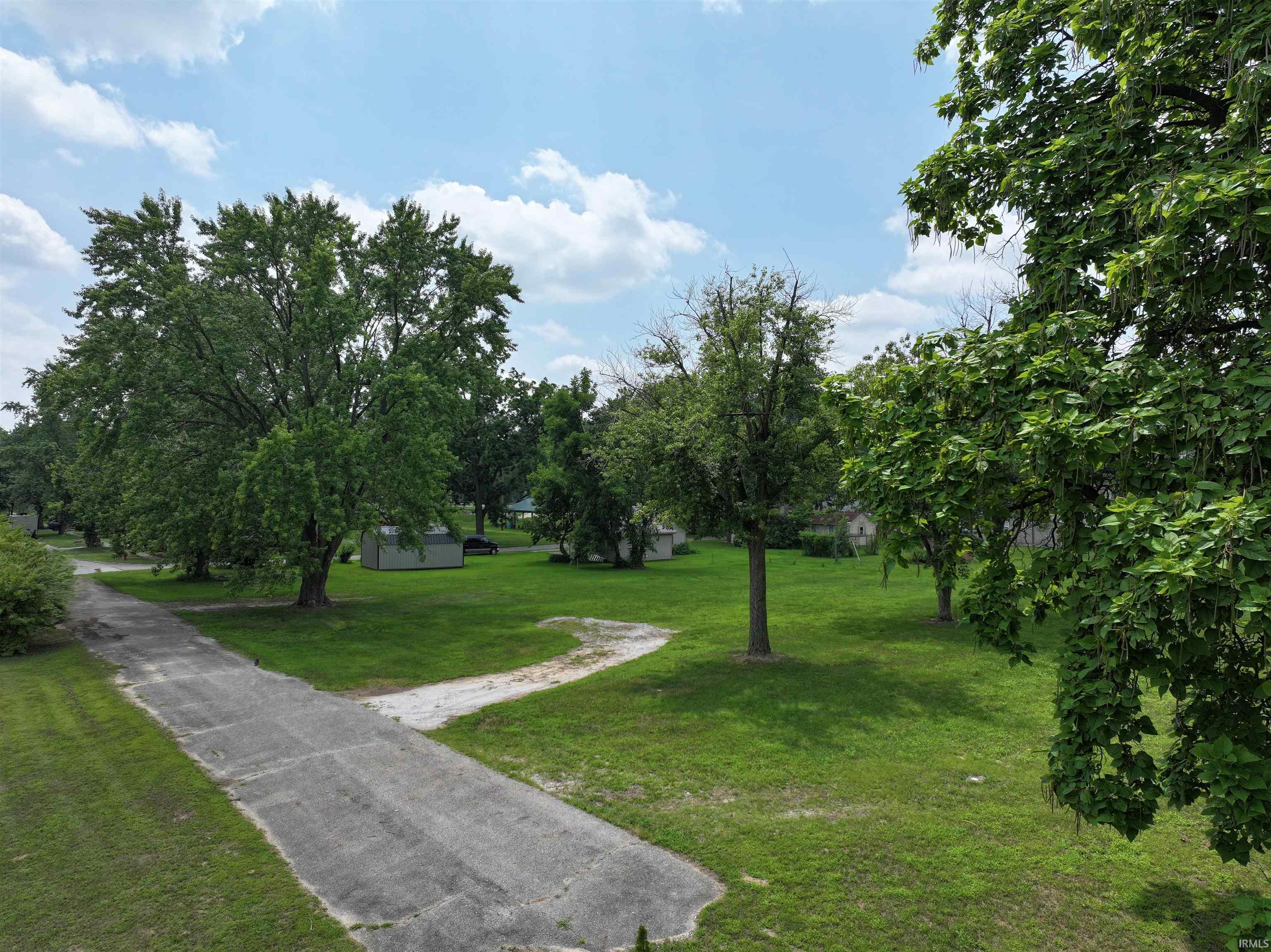 1023 North Monticello Street Winamac, IN 46996 - Photo 3 of 10