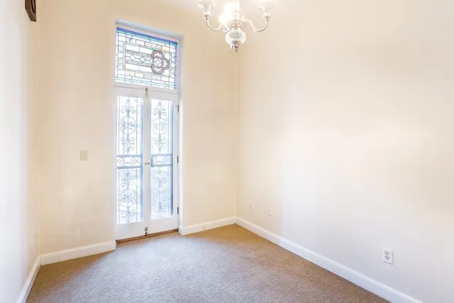 $4,600 | 327 Commonwealth Avenue, Unit 2, Boston, MA 02115