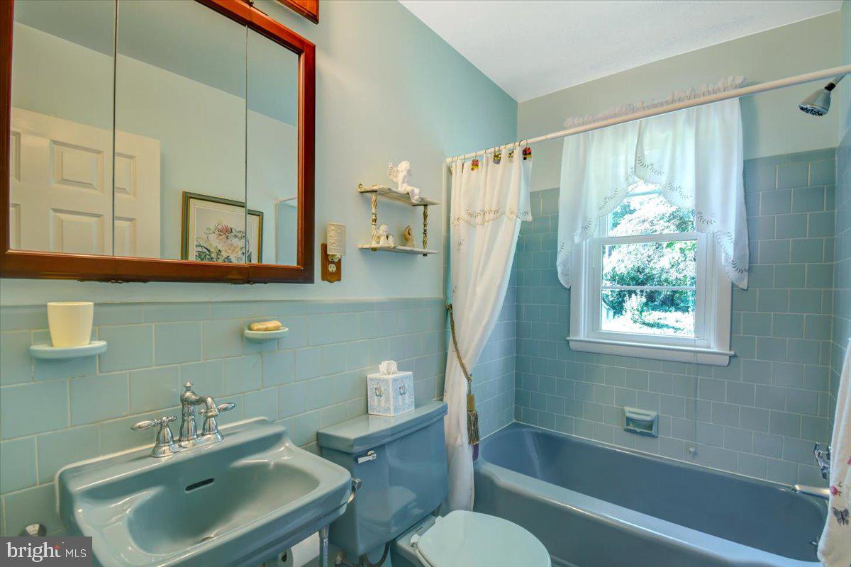 115 Croftley Road Lutherville-Timonium, MD 21093 - Photo 13 of 29 Gallery Image 13