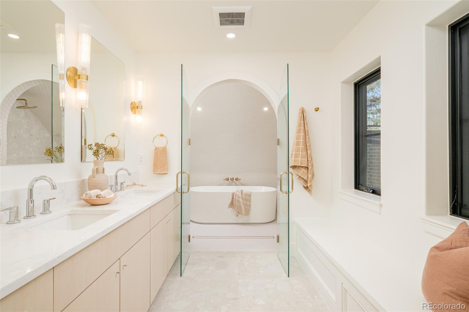 517 Cook Street Denver, CO 80206 - Photo 27 of 45