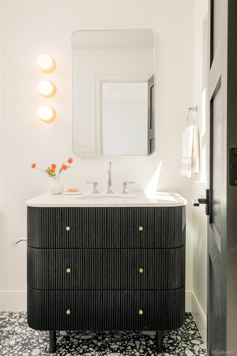 517 Cook Street Denver, CO 80206 - Photo 31 of 45