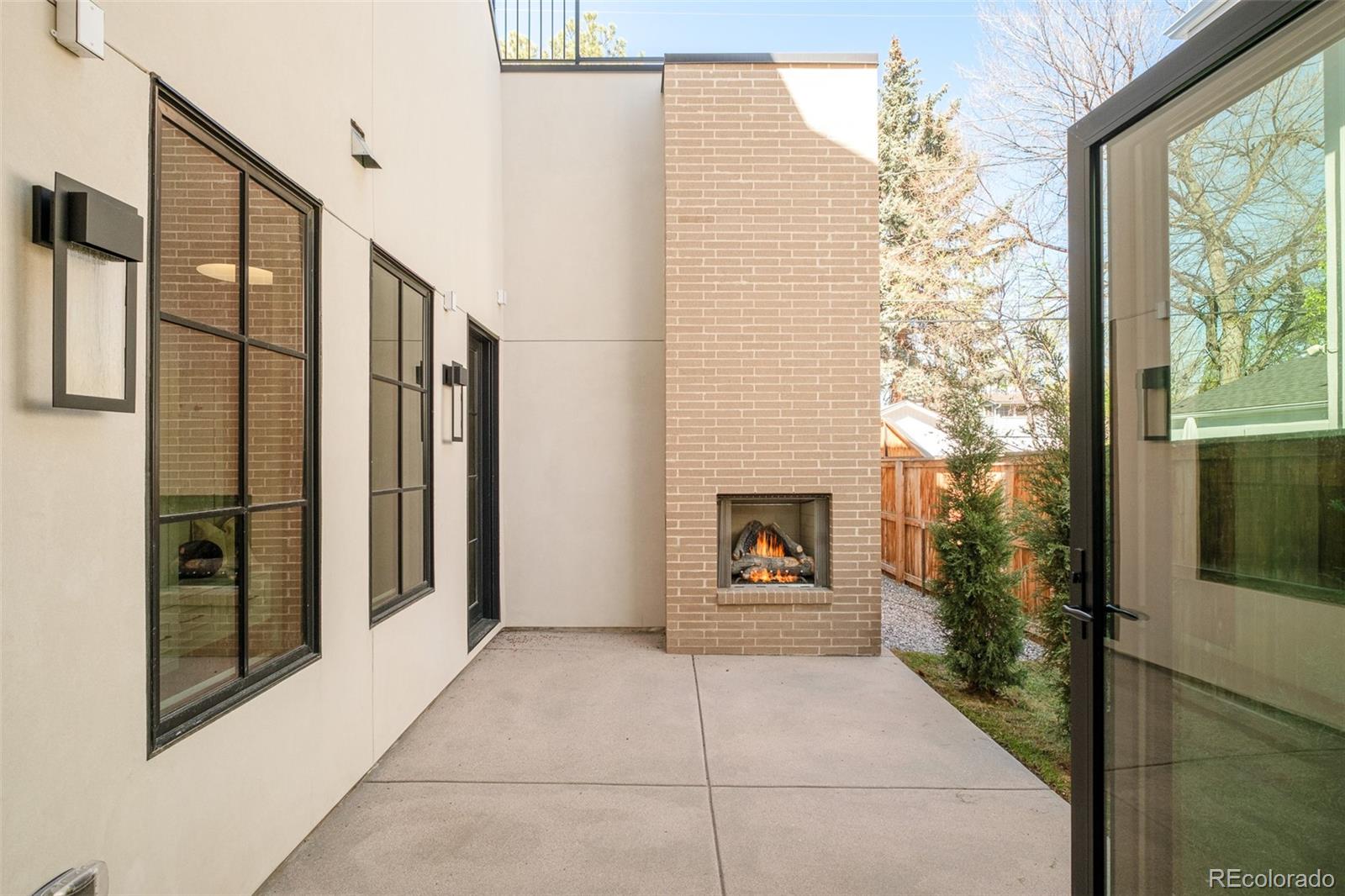 517 Cook Street Denver, CO 80206 - Photo 10 of 45