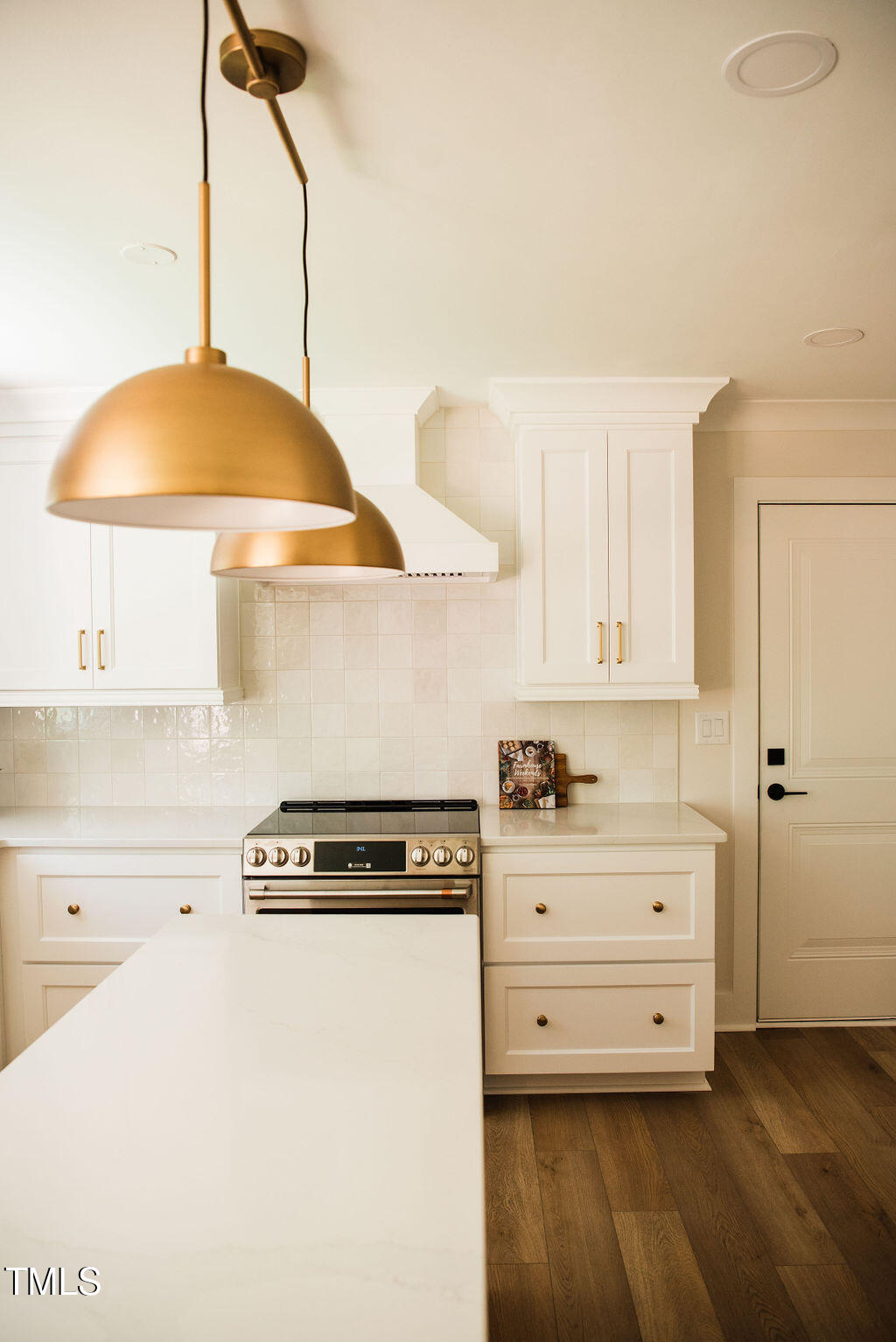 1326 Apache Lane Apex, NC 27502 - Photo 8 of 38 1326Apache-133