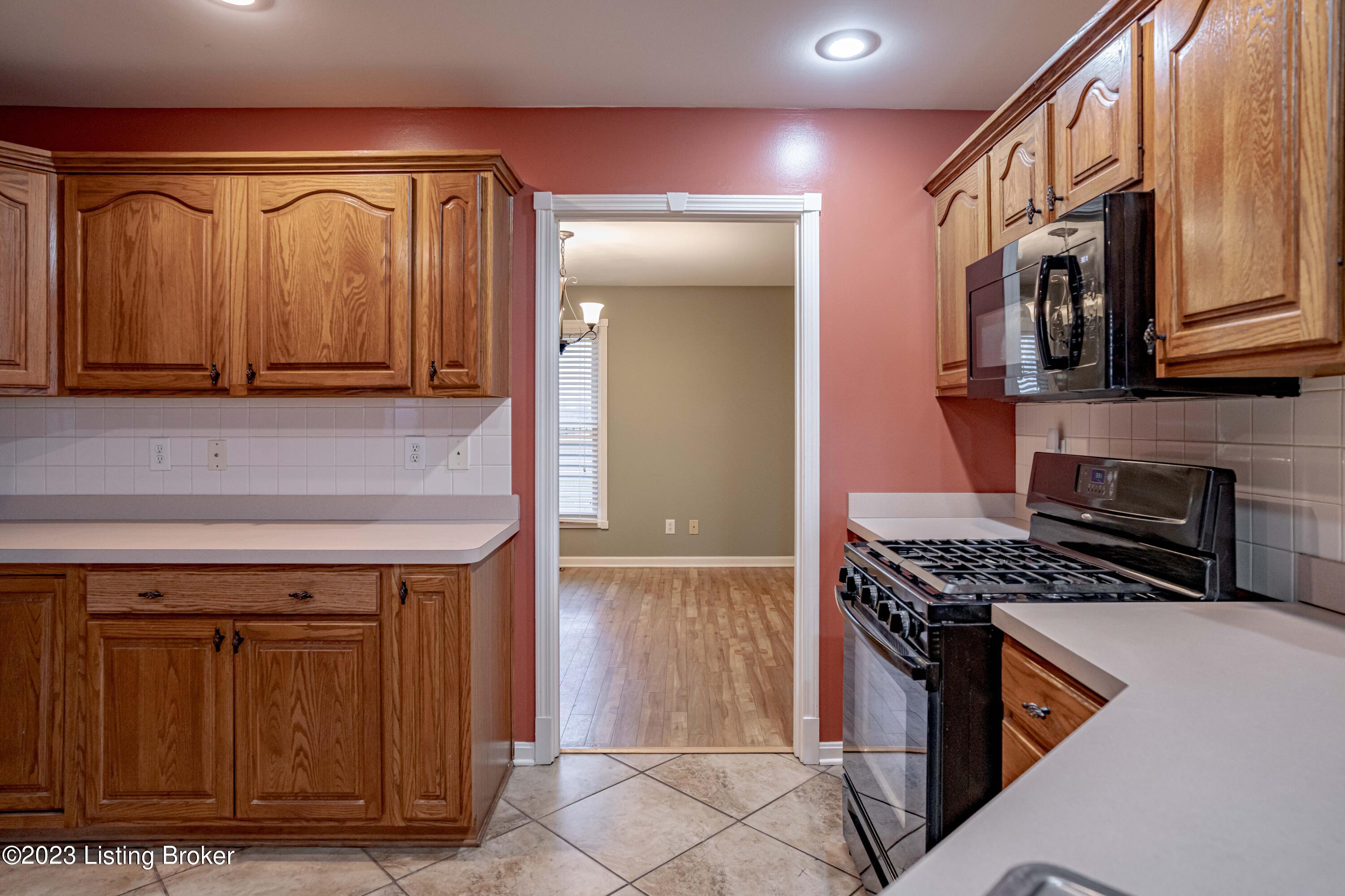1039 Stapleton Road Shelbyville, KY 40065 - Photo 49 of 98 DSC05370