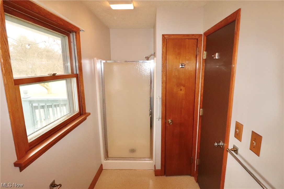 7879 Beach Road Wadsworth, OH 44281 - Photo 12 of 27 Gallery Image 12