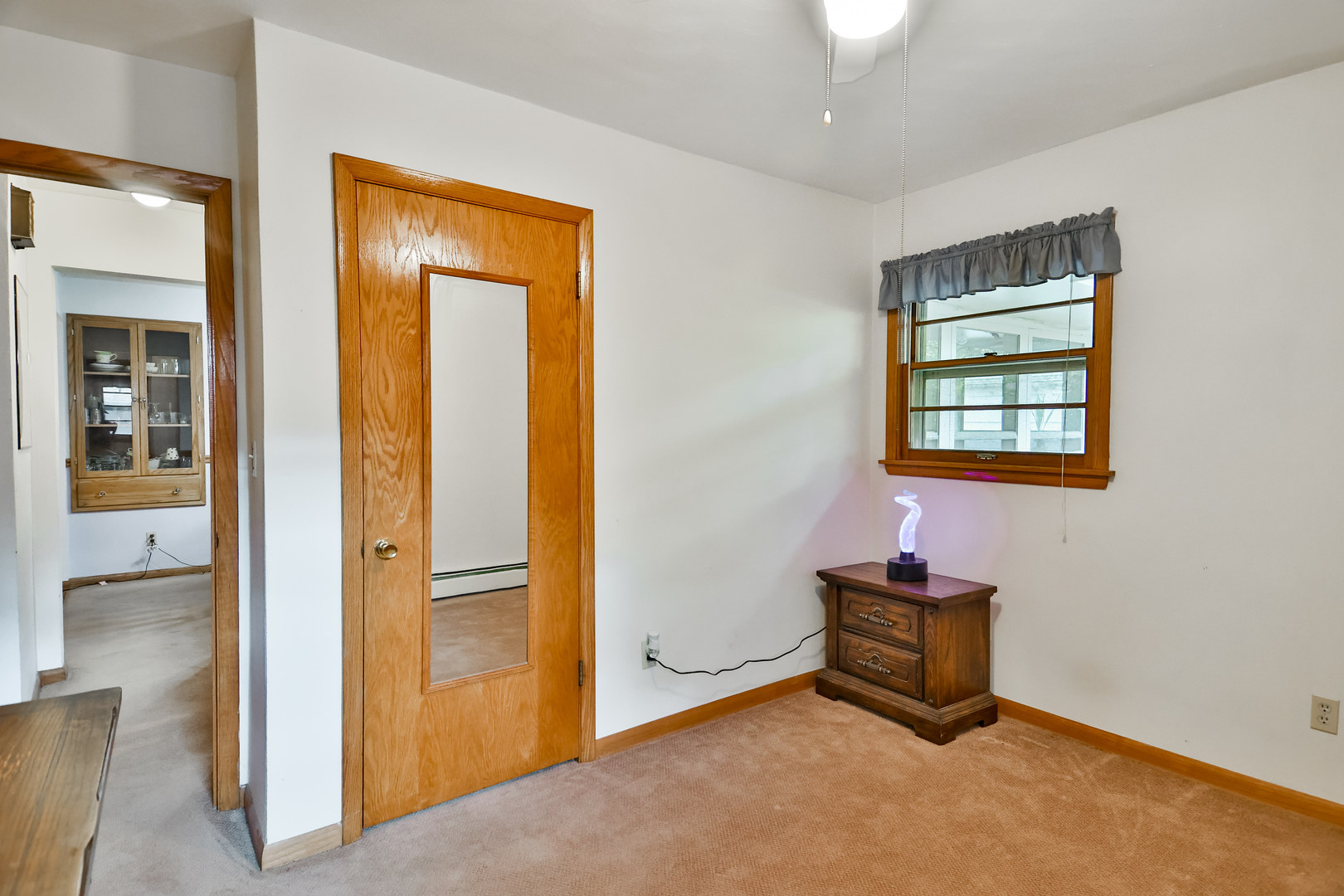 3307 Ruth Street Rockford, IL 61103 - Photo 12 of 28 an empty room with windows and closet