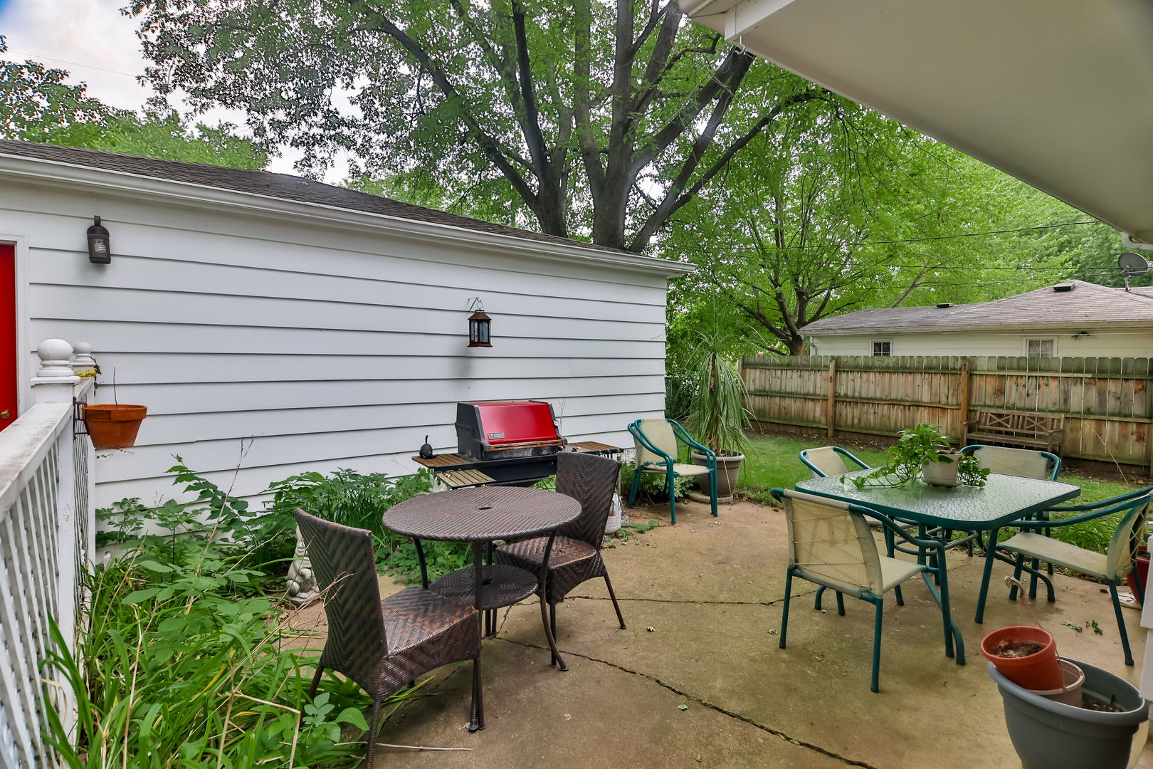3307 Ruth Street Rockford, IL 61103 - Photo 26 of 28 a view of a table and chairs in back of the house