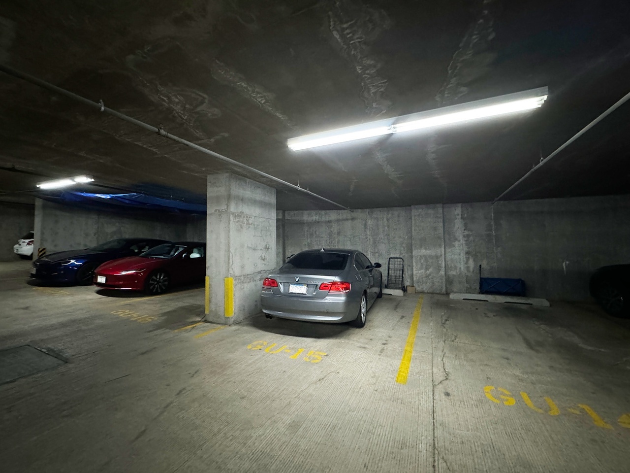 1629 South Prairie Avenue, Unit 2509 Chicago, IL 60616 - Photo 37 of 38 a view of parking garage with cars parked