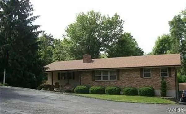 $309,000 | 14125 Old Jamestown Road, Florissant, MO 63033