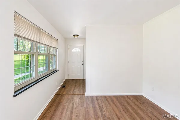 $299,950 | 14125 Old Jamestown Road, Florissant, MO 63033