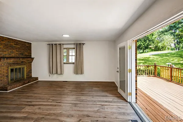 $299,950 | 14125 Old Jamestown Road, Florissant, MO 63033