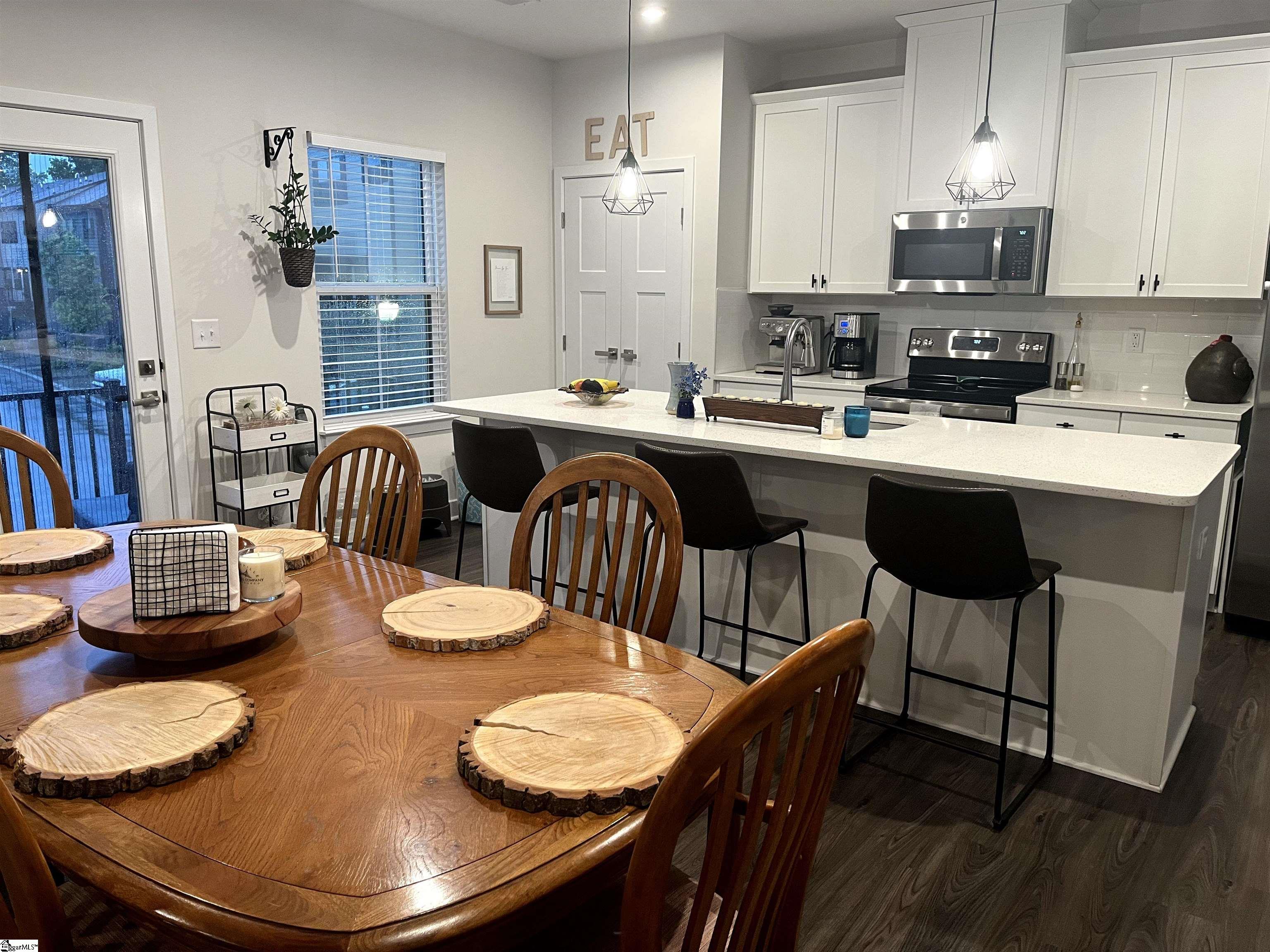 119 Rollins Avenue Greenville, SC 29607 - Photo 9 of 27