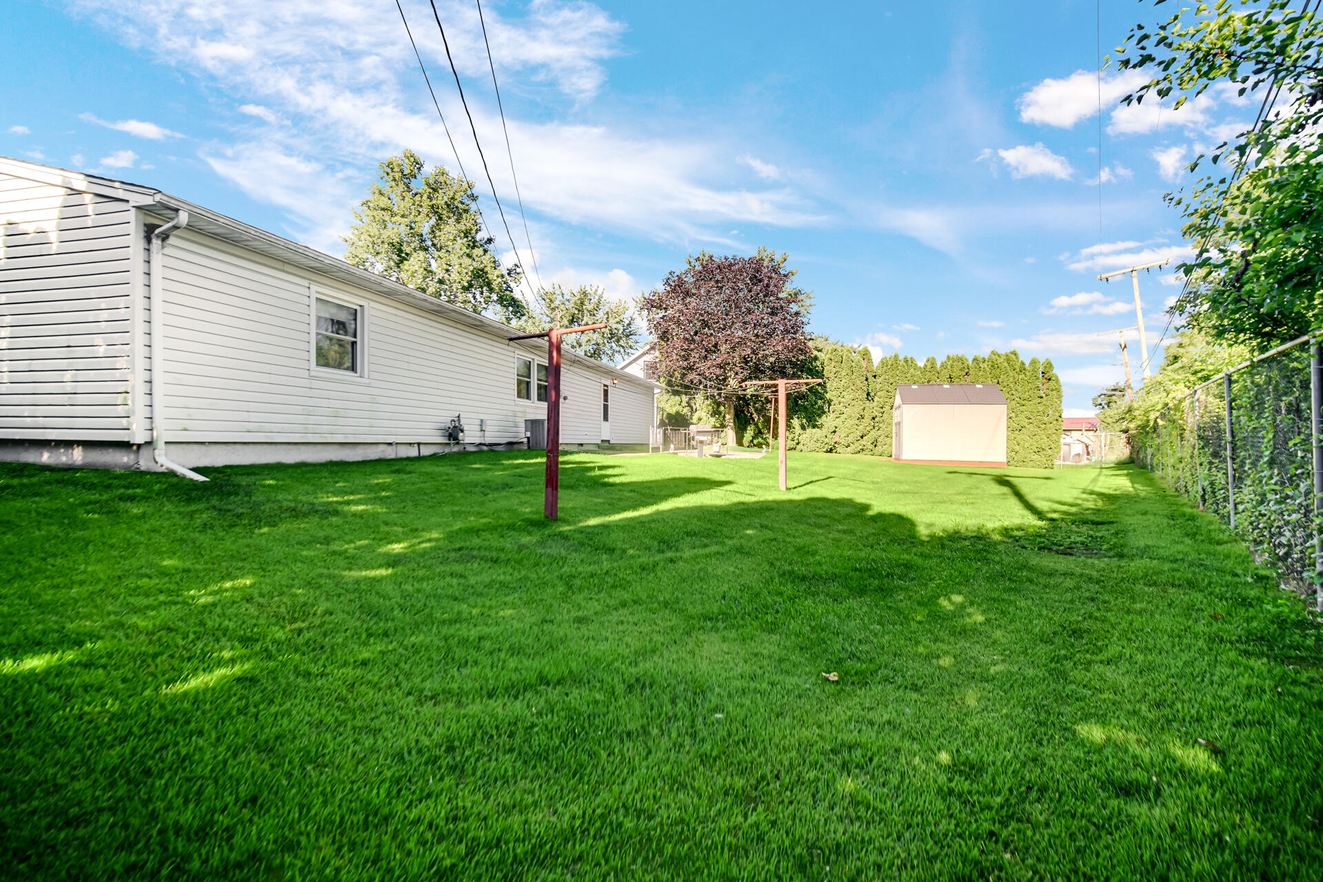 445 Plymouth Road Valparaiso, IN 46385 - Photo 24 of 31 1920x1280