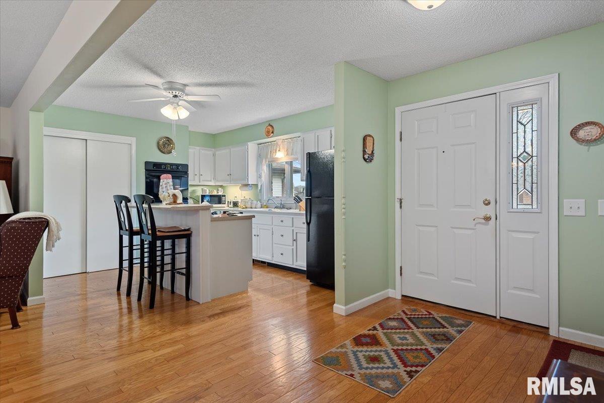 17 Hollybrook Drive Springfield, IL 62702 - Photo 12 of 36