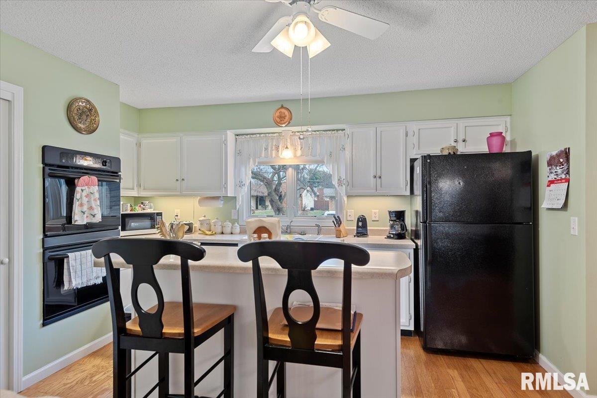 17 Hollybrook Drive Springfield, IL 62702 - Photo 14 of 36