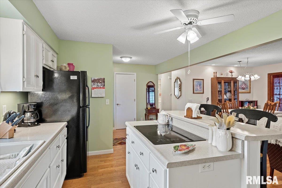 17 Hollybrook Drive Springfield, IL 62702 - Photo 16 of 36